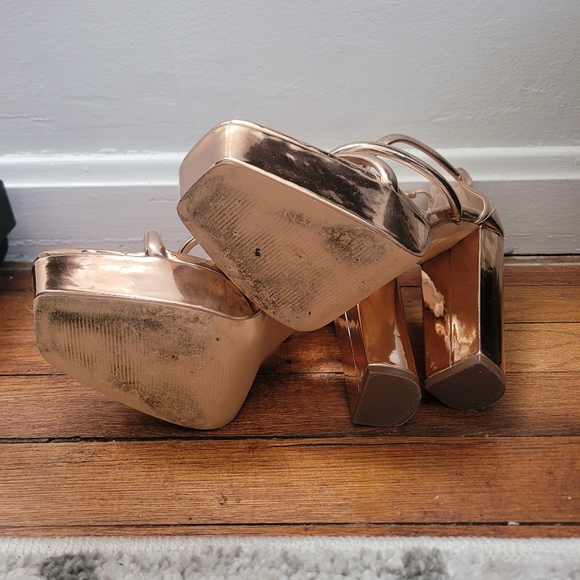 Michelle Rose Metallic Gold High Heel Chunky Platform Sandals - Picture 4 of 8